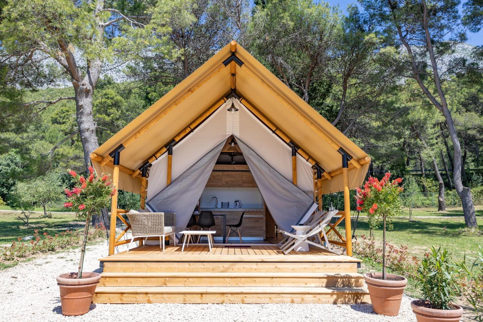 Camp Dole Zivogosce - Mobile Home And Glamping Tent Exterior foto